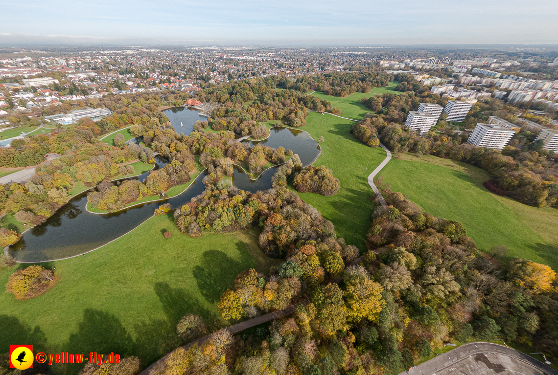 03.11.2022 -  Ostparksee mit Umgebung in Neuperlach